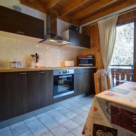 Bel Proche Du Telepherique De Nyon Avec Balcon Et Parking - Fr-1-524-145