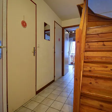 Apartment Bel Proche Du Telepherique De Nyon Avec Balcon Et Parking - Fr-1-524-145